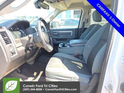 Bright White Clearcoat 2013 RAM 2500 Big Horn