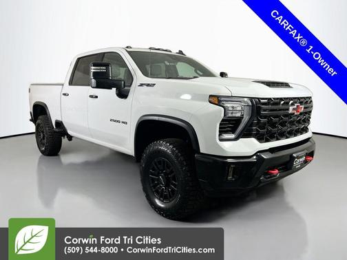 Summit White 2024 Chevrolet Silverado 2500 4WD Crew Cab Standard Bed ZR2