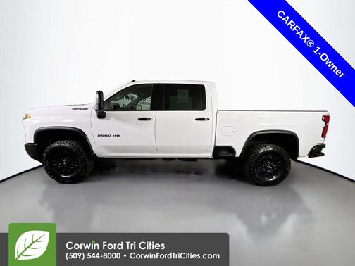 Summit White 2024 Chevrolet Silverado 2500 4WD Crew Cab Standard Bed ZR2