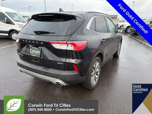 2020 Ford Escape Titanium