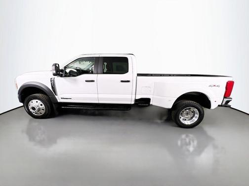 Oxford White 2026 Ford F-450 XL