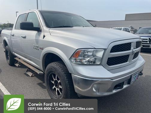 2018 RAM 1500 SLT