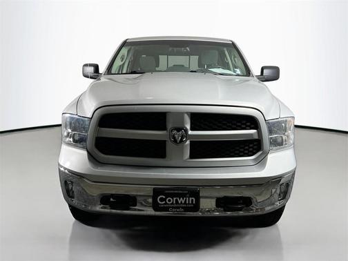 2018 RAM 1500 SLT