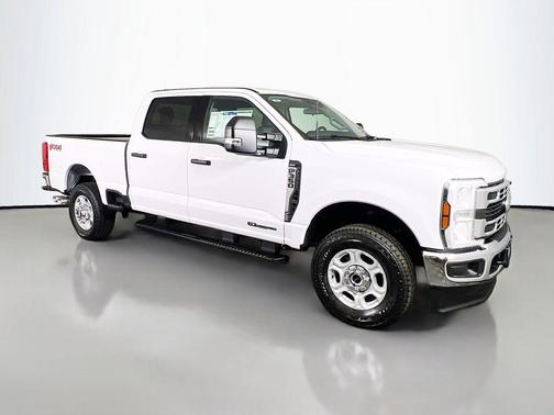 2026 Ford F-350 XLT