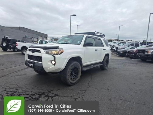 2020 Toyota 4Runner Venture Special Edition