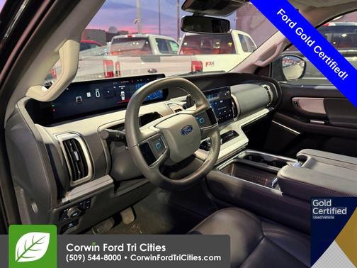 2025 Ford Expedition Max Active 4x4