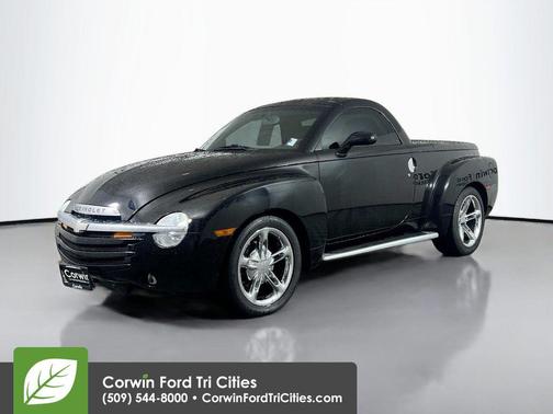 2004 Chevrolet SSR Base
