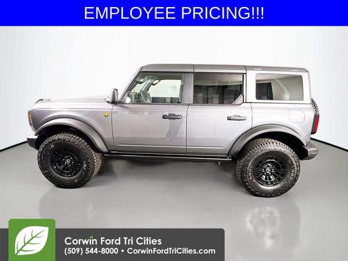 Gray Metallic 2026 Ford Bronco Badlands