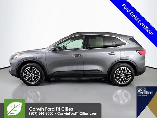 2022 Ford Escape Titanium