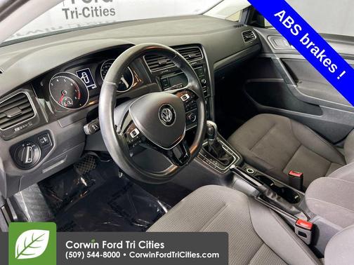 Silk Blue Metallic 2019 Volkswagen Golf 1.4T S