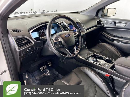 2020 Ford Edge ST