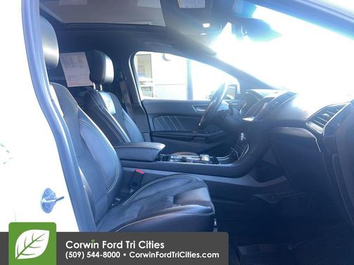 2020 Ford Edge ST