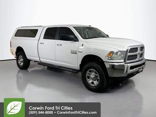 Bright White Clearcoat 2014 RAM 2500 SLT