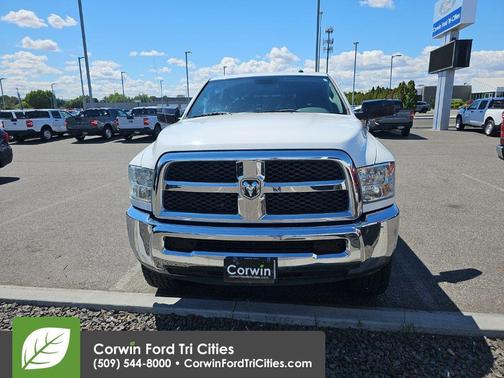 Bright White Clearcoat 2014 RAM 2500 SLT
