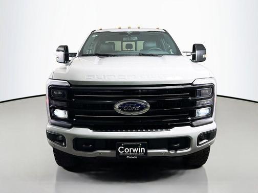 2025 Ford F-350 Platinum