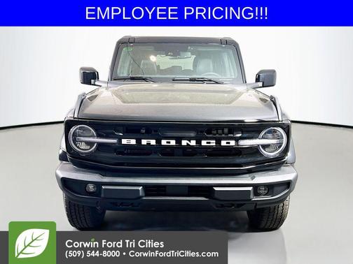 Shadow Black 2026 Ford Bronco Outer Banks