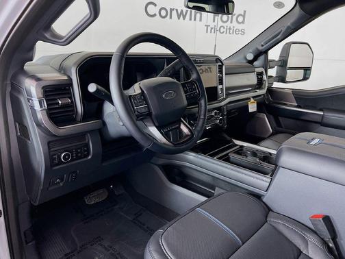 2026 Ford F-350 Platinum