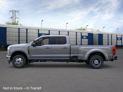 Carbonized Gray Metallic 2026 Ford F-350 Lariat