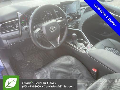 2024 Toyota Camry Hybrid SE