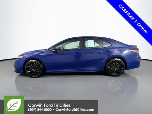 2024 Toyota Camry Hybrid SE