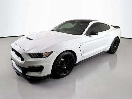 2017 Ford Shelby GT350 Base
