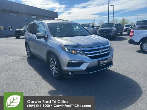Lunar Silver Metallic 2018 Honda Pilot Touring