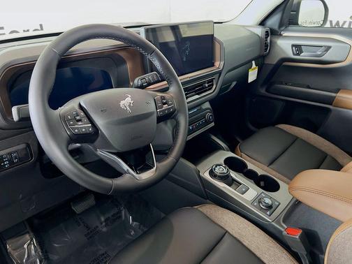 Carbonized Gray Metallic 2026 Ford Bronco Sport Outer Banks