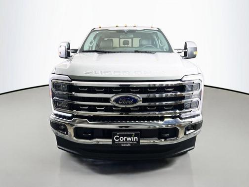 Avalanche 2026 Ford F-350 Lariat