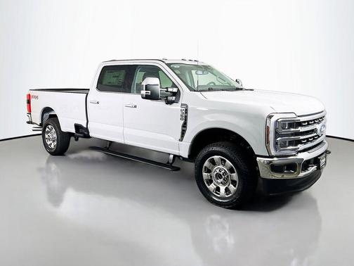 Avalanche 2026 Ford F-350 Lariat