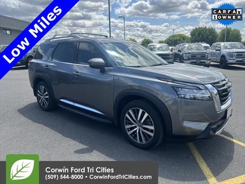 2022 Nissan Pathfinder Platinum 4WD