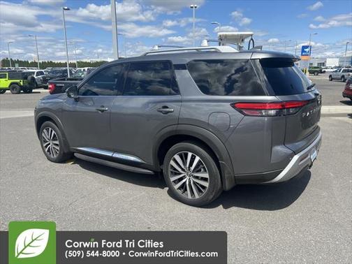 2022 Nissan Pathfinder Platinum 4WD