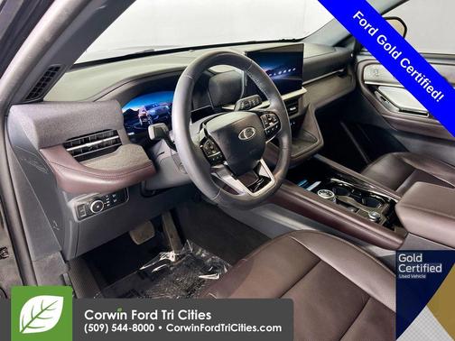 Agate Black Metallic 2025 Ford Explorer Platinum