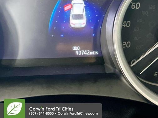 Wind Chill Pearl 2021 Toyota Camry XLE