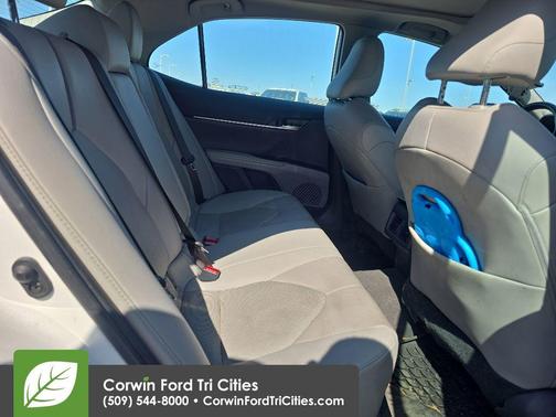 Wind Chill Pearl 2021 Toyota Camry XLE