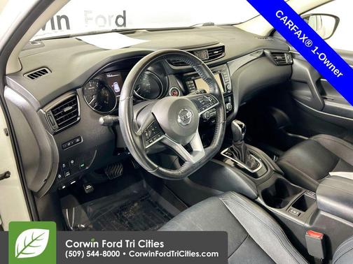 2017 Nissan Rogue Sport SL