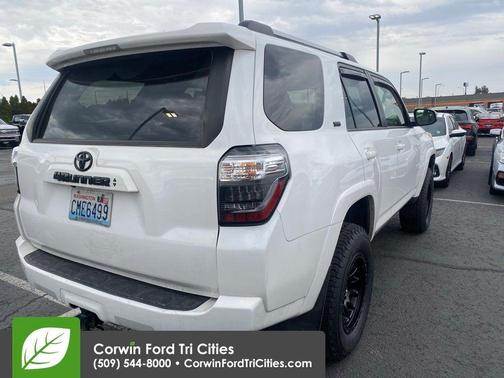 Ice Cap 2023 Toyota 4Runner SR5 Premium