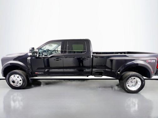 2026 Ford F-450 Platinum