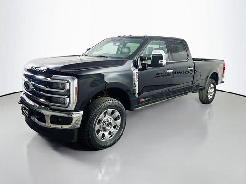 Agate Black Metallic 2026 Ford F-350 King Ranch