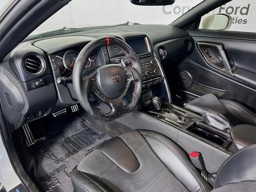 2015 Nissan GT-R Premium