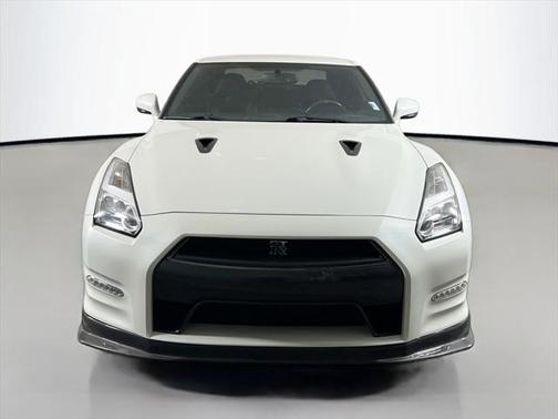 2015 Nissan GT-R Premium