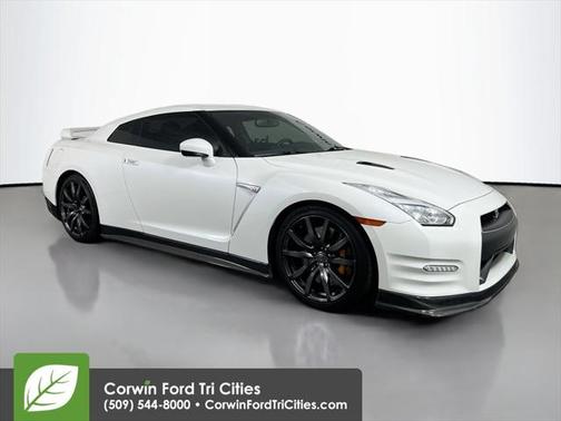 2015 Nissan GT-R Premium