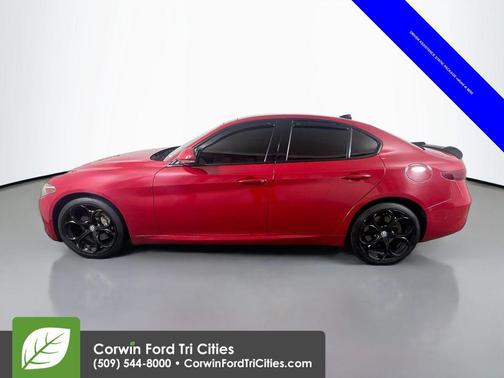 2018 Alfa Romeo Giulia Ti Lusso