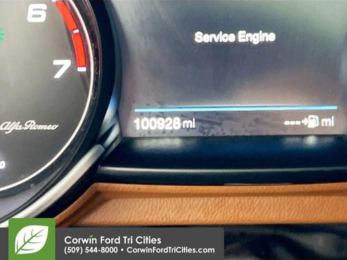 2018 Alfa Romeo Giulia Ti Lusso