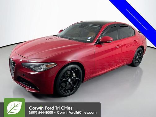 2018 Alfa Romeo Giulia Ti Lusso