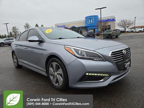 2017 Hyundai SONATA Hybrid Limited