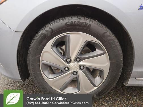 2017 Hyundai SONATA Hybrid Limited