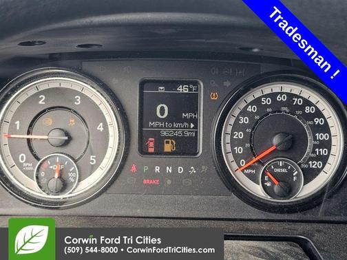 2018 RAM 2500 Tradesman Crew Cab 4x4 6'4' Box