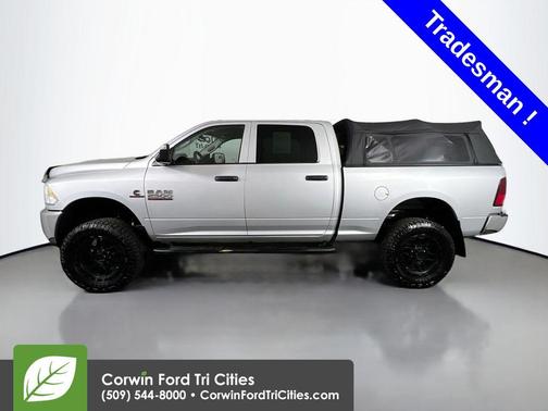 2018 RAM 2500 Tradesman Crew Cab 4x4 6'4' Box