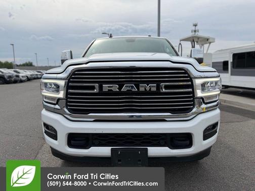 Bright White Clearcoat 2023 RAM 2500 Laramie Crew Cab 4x4 6'4' Box