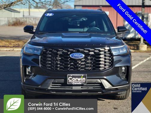 Agate Black Metallic 2025 Ford Explorer ST-Line